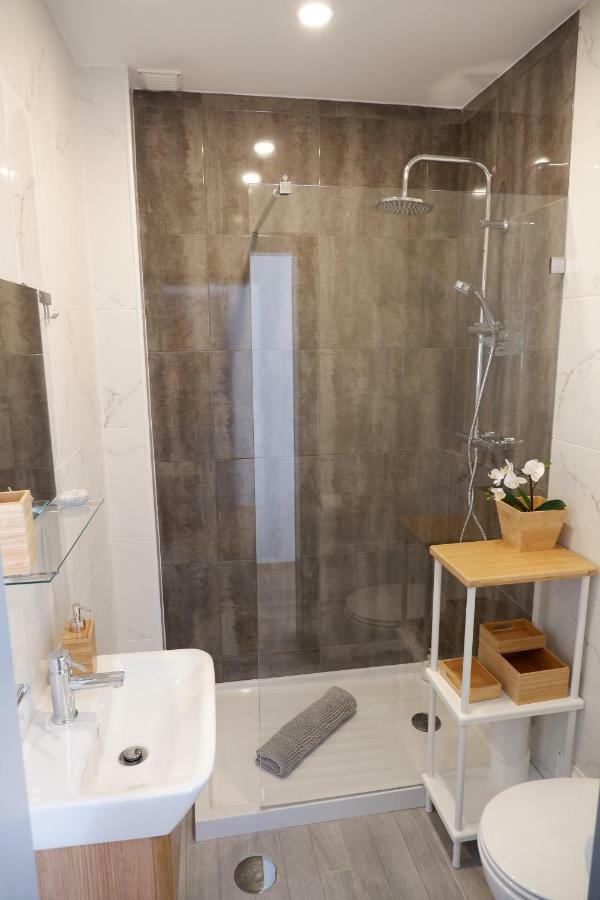 VI Mar - Guest House Lagos Ngoại thất bức ảnh