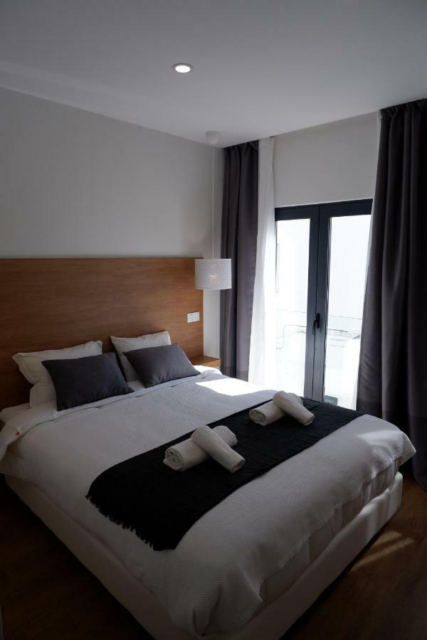 VI Mar - Guest House Lagos Ngoại thất bức ảnh
